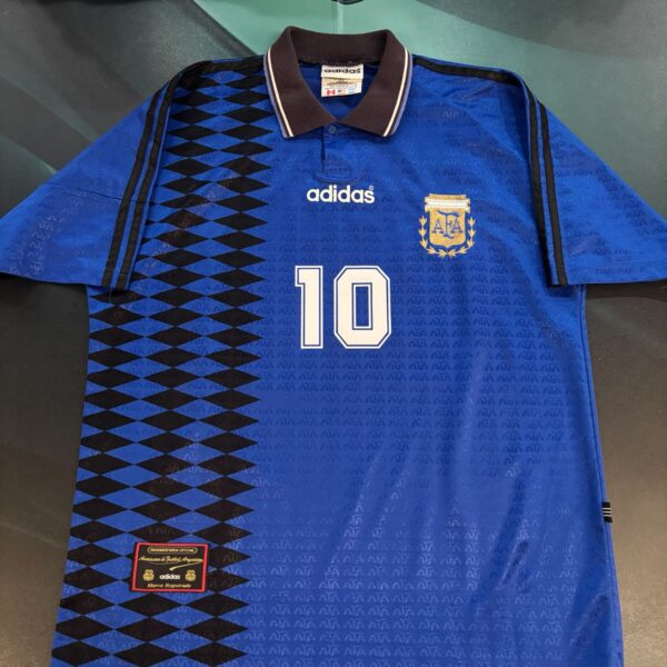 Camiseta alternativa de la selección Argentina 1994 10 Maradona talle 4