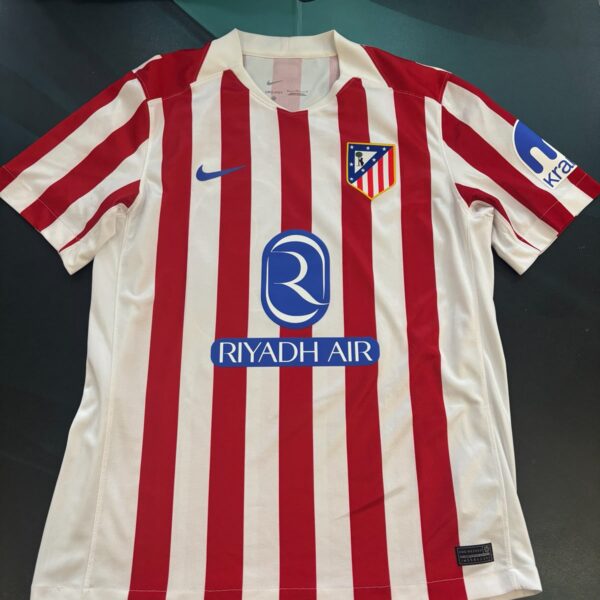 Camiseta del Atlético Madrid 19 Álvarez talle L