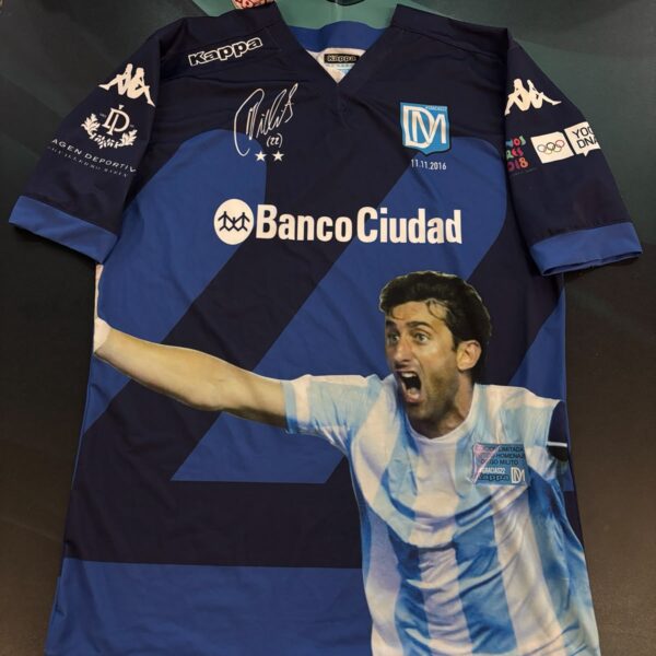 Camiseta edición limitada partido homenaje 22 Diego Milito talle XXL