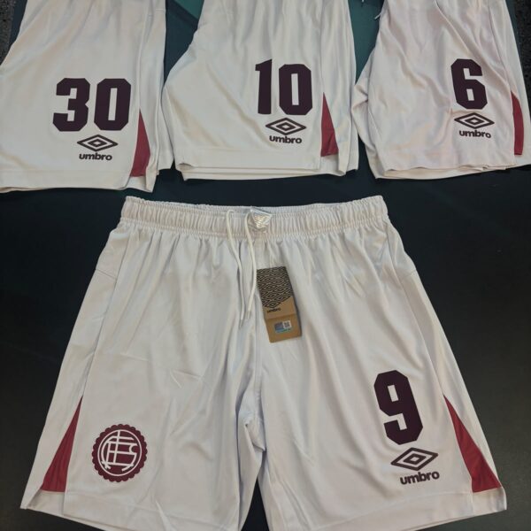 Short de Lanús 2026 blanco talle XL jugador 9