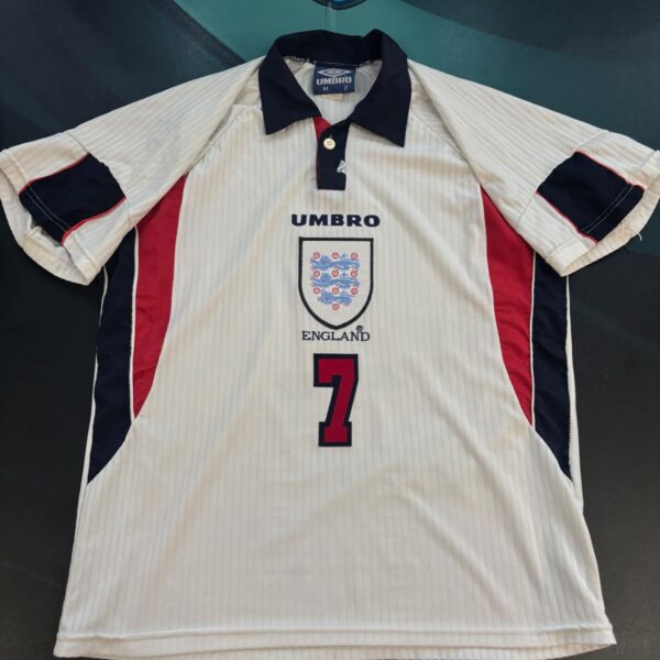 Camiseta de la selección de Inglaterra 7 Beckham talle 2 (M)