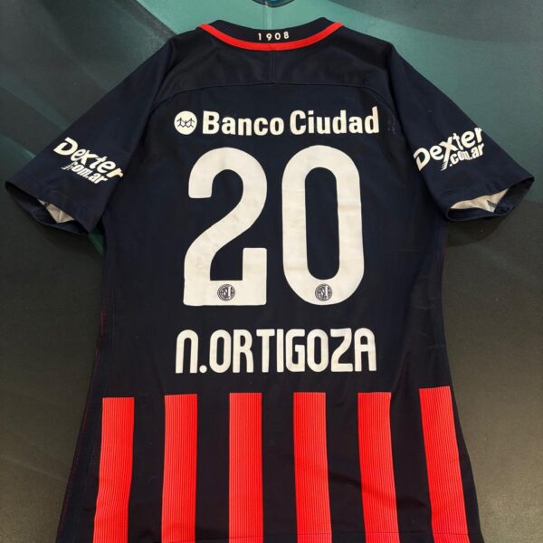 Camiseta de San Lorenzo 2017 versión jugador 20 Ortigoza talle M