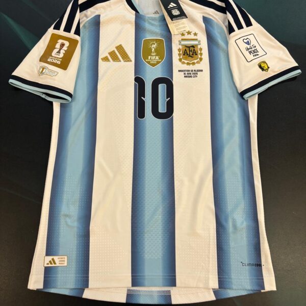 Camiseta titular Selección Argentina versión de juego talle S 10 messi vs españa