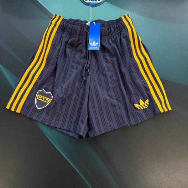 Bermuda de Boca Juniors talle S 2026