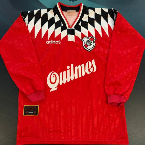 Camiseta alternativa mangas largas de River Plate 1996 9 talle 2