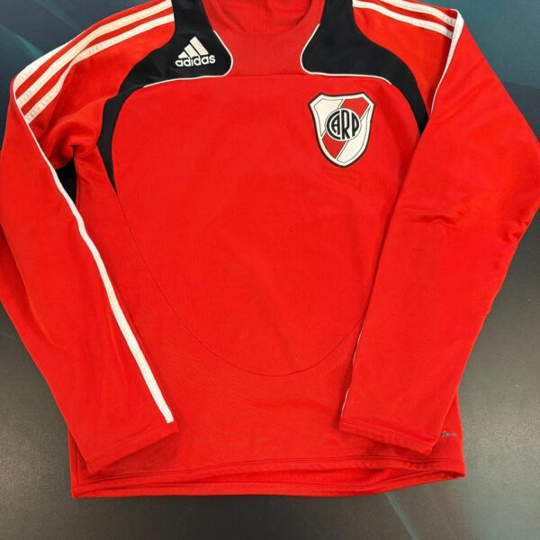 Buzo de River Plate año 2009 talle S