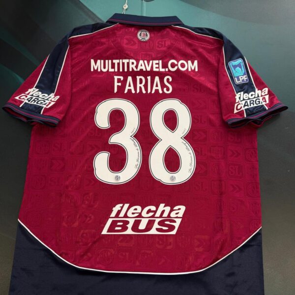 Camiseta alternativa de San Lorenzo 2026 38 Farías talle XL