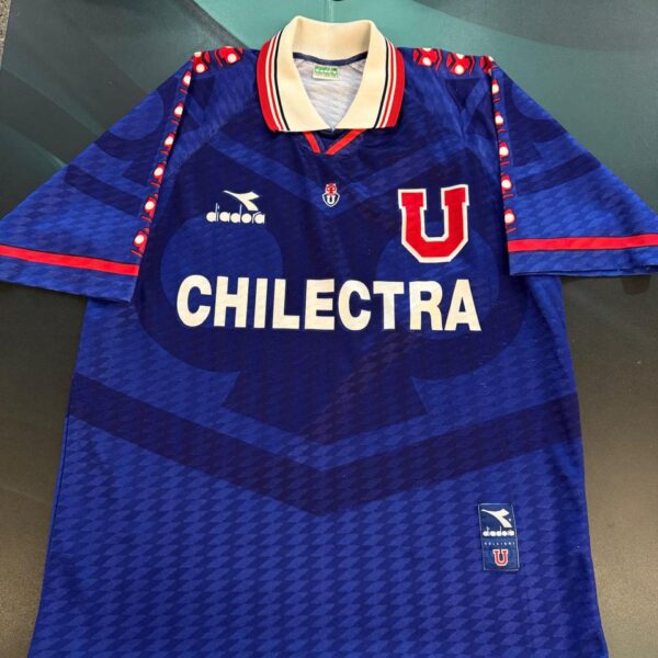 Camiseta de la U de chile 1996 7 talle XL
