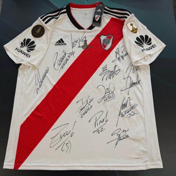 Camiseta de River Plate 2018 10 Martínez talle XL