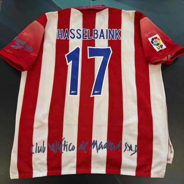 Camiseta del Atlético Madrid 1998 1999 17 Hasselbaink talle L