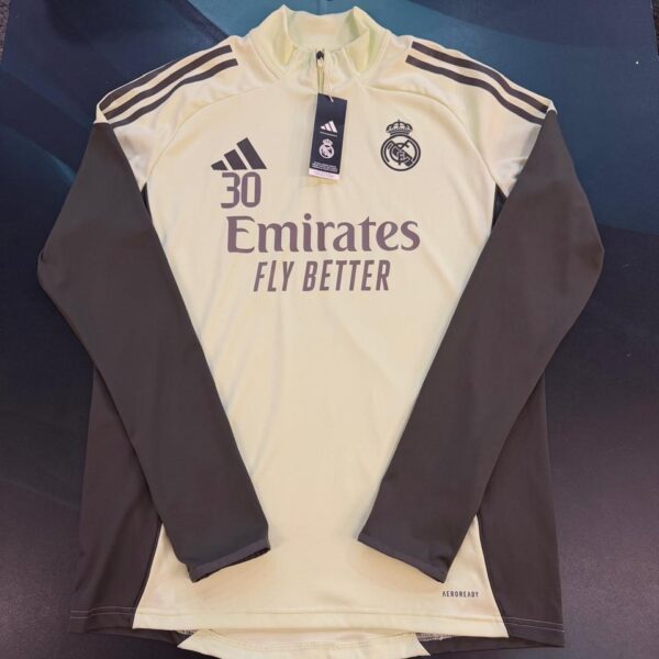 Buzo medio cierre de entrenamiento del Real Madrid 30 talle L