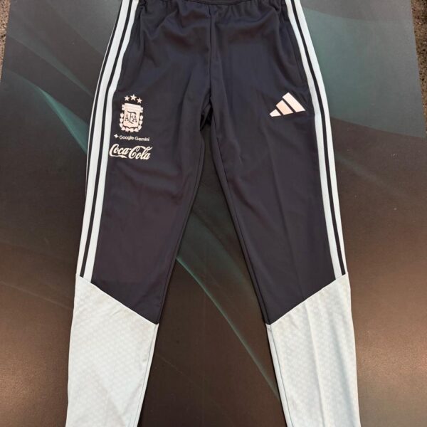 Pantalón de entrenamiento de la selección Argentina talle M
