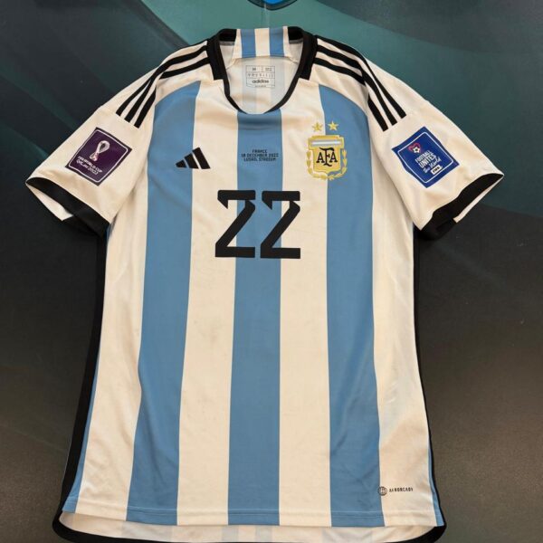 Camiseta de la selección Argentin final mundial Qatar 2022 22 Martínez talle M