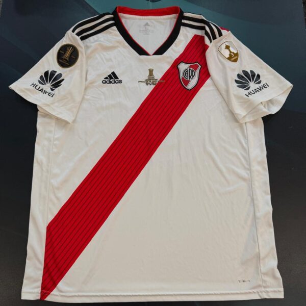 Camiseta de River Plate final copa libertadores 2018 8 Quintero talle XL