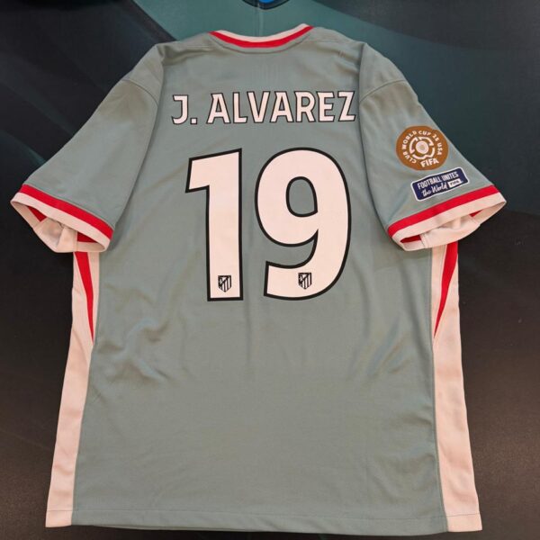 Camiseta alternativa del Atlético Madrid 2025 19 Julián Álvarez talle L