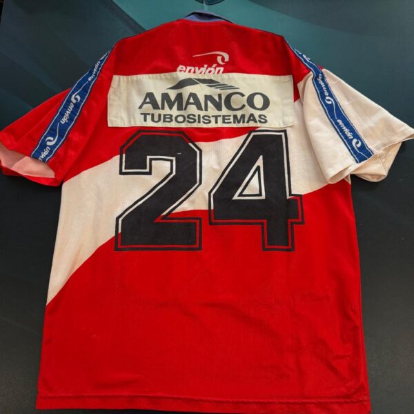Camiseta de argentinos jrs1999 2000 24 talle 4
