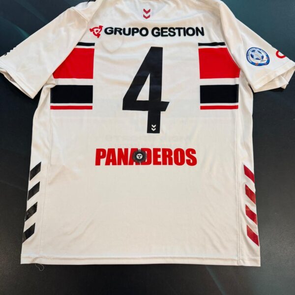Camiseta suplente Chacarita Jrs. talle L 4 homenaje Campeones del Mundo