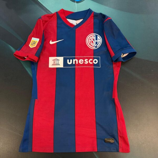 Camiseta de San Lorenzo versión jugador 10 Centurión talle M usada por el